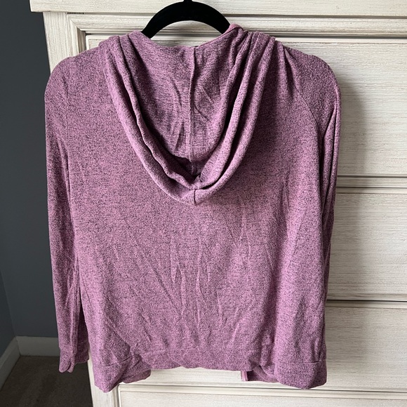 Express top 💜 - Picture 3 of 3